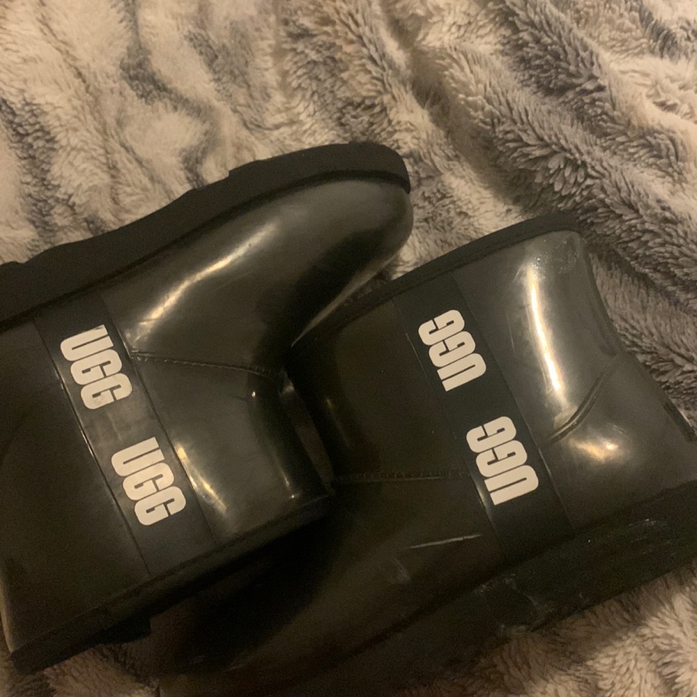 Ugg winter boots